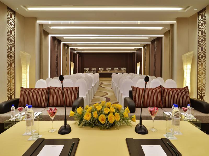 Country Inn & Suites By Radisson, Bengaluru Hebbal Road Exterior photo