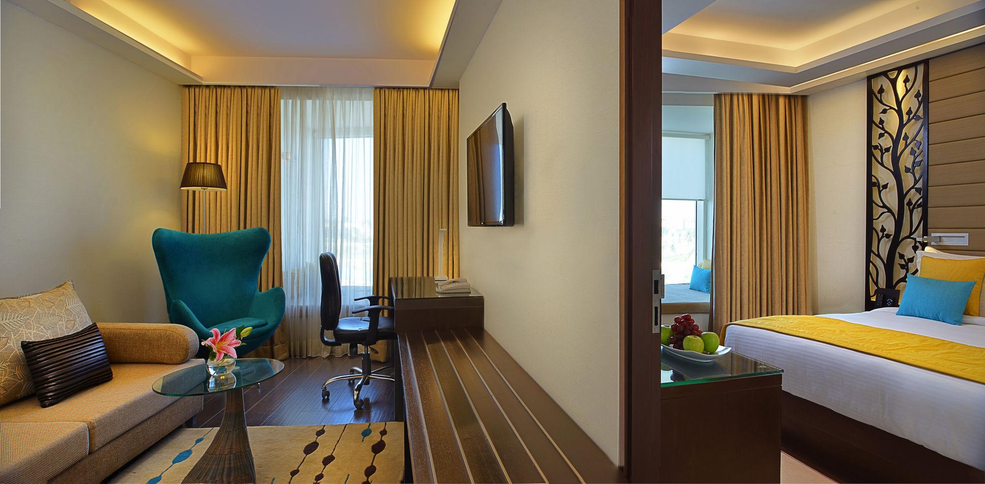 Country Inn & Suites By Radisson, Bengaluru Hebbal Road Exterior photo